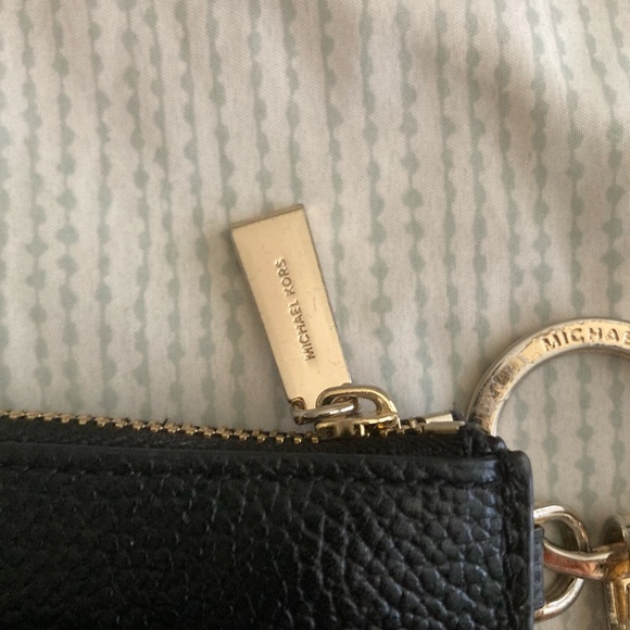 Michael Kors Leather Jet Black and Gold Small Coin Wallet Wristlet Purse - Picture 4 of 13